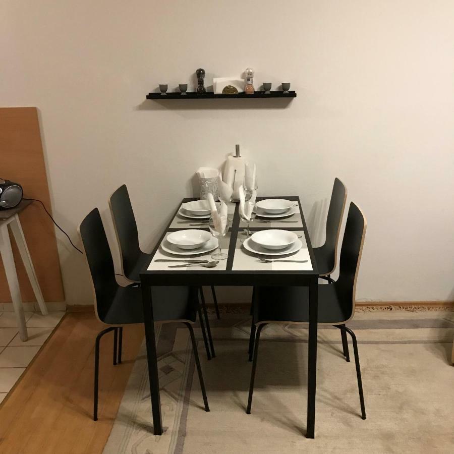 Lg Cosy Apartment Korneuburg Zewnętrze zdjęcie